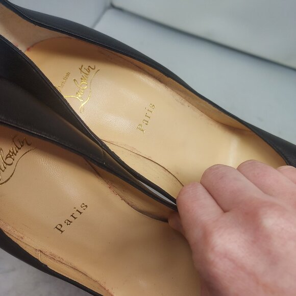 CHRISTIAN LOUBOUTIN So Kate Black Leather Pump - Picture 9 of 11
